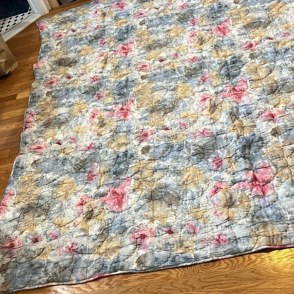 Anthropologie Clarabelle Gauze Quilt Queen NEW Plus 1 Standard Sham NWT